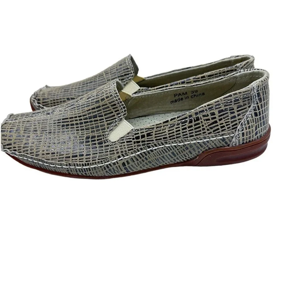 Bernie Mev Pam Women's‎ 8/39 Beige Print Driving Loafers Cushioned NWT $60 MSRP